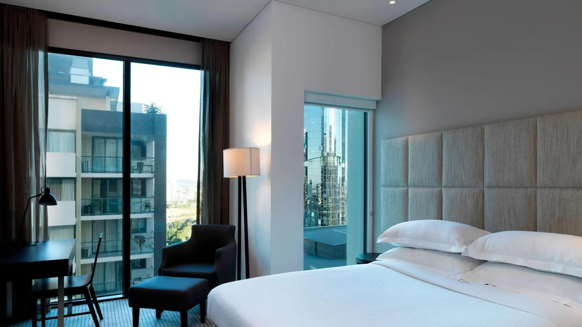 Four Points By Sheraton Брисбен