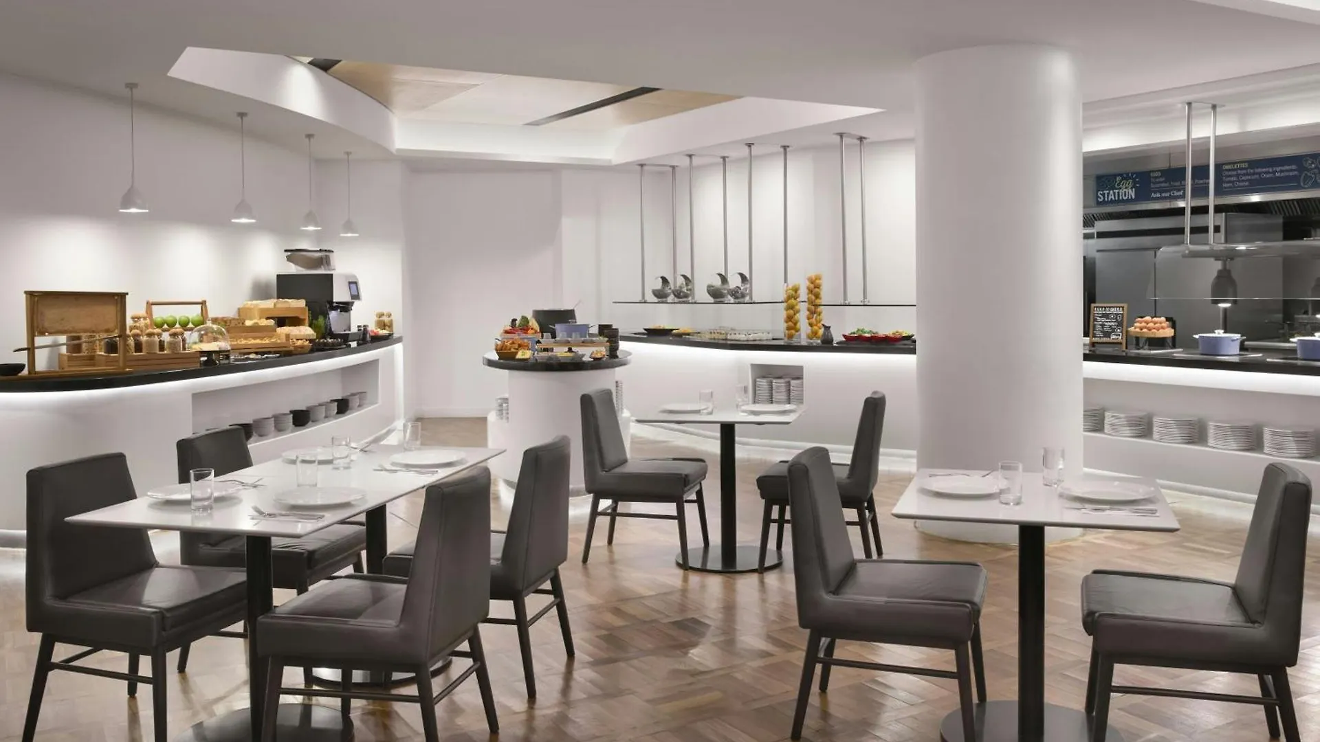 Four Points By Sheraton Brisbane Hotel